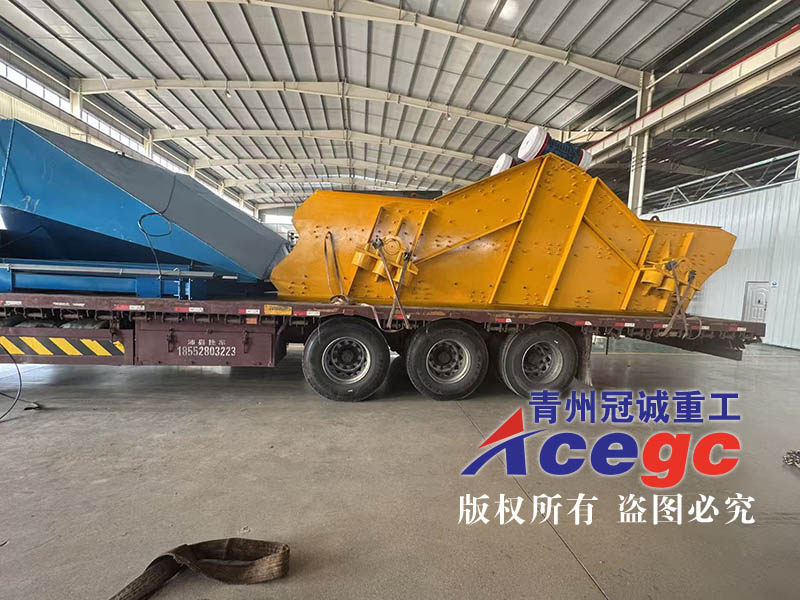 选金振动筛出口